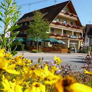 Hotel-Restaurant Gasthof Zum Schuetzen Байрсброн Exterior photo