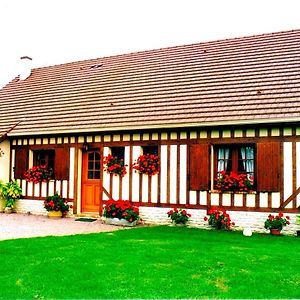 Bed and Breakfast La Tranquilite Бёзвиль Exterior photo