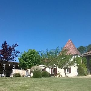 Bed and Breakfast Lembaudie Saint-Privat-des-Pres Exterior photo