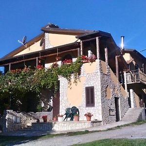 Bed and Breakfast Dolcedorme Del Pollino Морано-Калабро Exterior photo