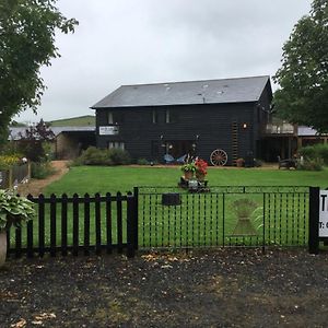 Bed and Breakfast The Old Grain Store Bed & Breakfast Pidley Exterior photo