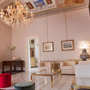 Marcheamore - Stanze Della Contessa, Luxury Flat With Private Courtyard Фермо Exterior photo