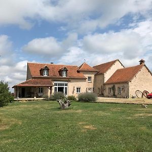 Bed and Breakfast Chez Sandrine Mouhet Exterior photo