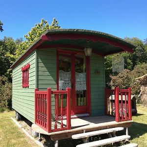 Bed and Breakfast Roulotte Coin De Nature Ланьон Exterior photo