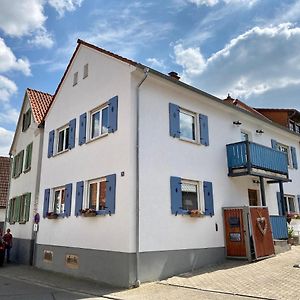 Апартаменты Gastehaus Sellemols Ferienhaus Winzer Heuchelheim-Klingen Exterior photo