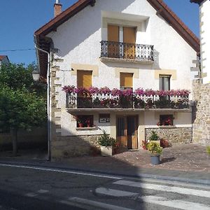 Гостевой дом Casa Rural Lucuj Хауррьета Exterior photo