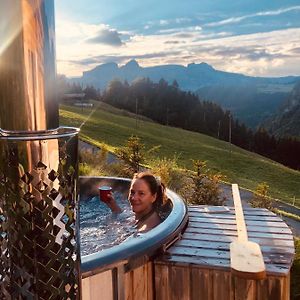 Вилла Boutique Chalet Panoramic Views Hot Tub Вер-ль-Эглиз Exterior photo