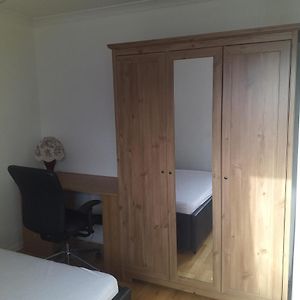 Large Double Room Or Single Room With Shared Bathroom Ash  Exterior photo