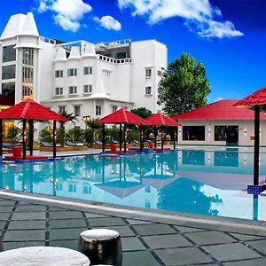 Tiaraa Hotels & Resorts Рамнагар Exterior photo