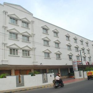 Отель Parijatha Gateway Бангалор Exterior photo