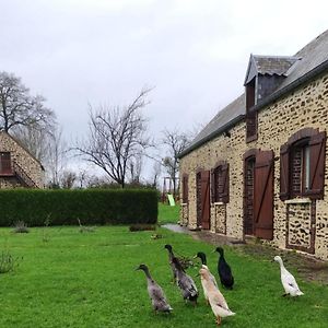 Отель Maison Moomoons Vaubadon Exterior photo