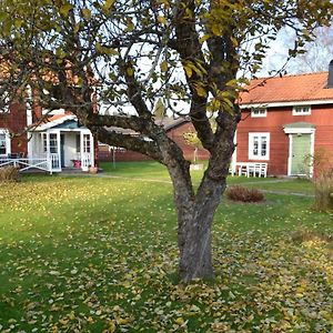 Bed and Breakfast Brunnbaecks Bed & Breakfast, Dalarna Krylbo Exterior photo