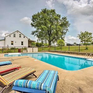 Апартаменты Cozy Missouri Retreat With Pool, Pond And Fire Pit! Berger Exterior photo