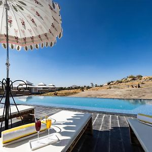 Отель Brij Pola, Jawai - Luxury Jungle Camp With Private Pools Jawai Bandh Exterior photo