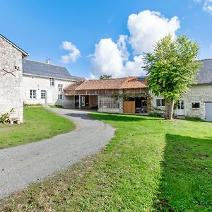 Вилла Maison Spacieuse A Assay Avec Jardin Et Cheminee Exterior photo