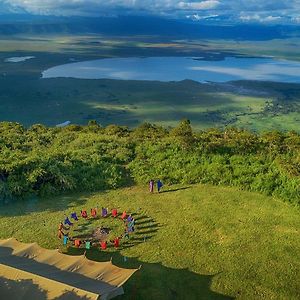 Отель Pakulala Safari Camp - East Africa Camps Нгоронгоро Exterior photo
