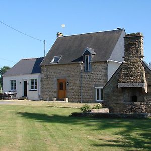 Bed and Breakfast La Blanche Roche Sourdeval Exterior photo