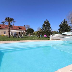 Bed and Breakfast Domaine Du Clos Henri Эссе Exterior photo