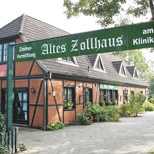 Отель Altes Zollhaus Am Klinikum Любек Exterior photo