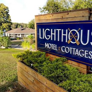 Lighthouse Motel And Cottages Бриджуотер Exterior photo