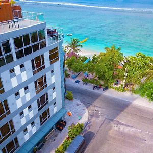 Отель Paralian Hulhumale' Exterior photo