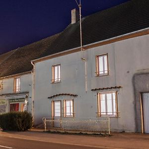 Bed and Breakfast Le Loup Qui Dort Longwy-sur-le-Doubs Exterior photo