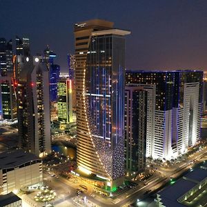 The Bentley Luxury Hotel & Suites Доха Exterior photo