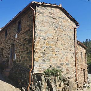 Casa Do Linho 400 Year Old Country Cottage Олейруш Exterior photo