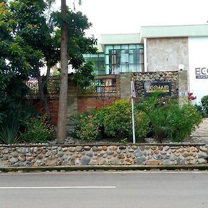 Ecoair Apartment Hotel Кигали Exterior photo