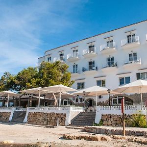 Отель Hostal Xuroy Cala Alcaufar Exterior photo