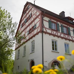 Отель Schloss Hohenfels / Gaestehaus 7. Himmel Exterior photo