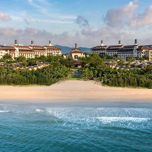 Отель Fairmont Sanya Haitang Bay Exterior photo