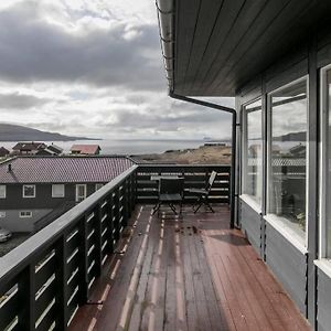 Faroeguide Seaview Villa And Apartment Торсхавн Exterior photo