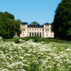 Отель Ranaes Slott Ranas Exterior photo