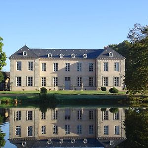 Le Chateau De Laplaud Орадур-сюр-Глан Exterior photo