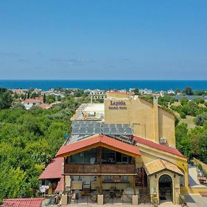 Bed and Breakfast Lapida Garden Кирения Exterior photo