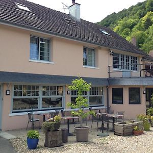 Bed and Breakfast Auberge De La Roque La Roquette Exterior photo