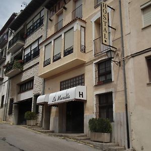 Hostal La Muralla Морелья Exterior photo