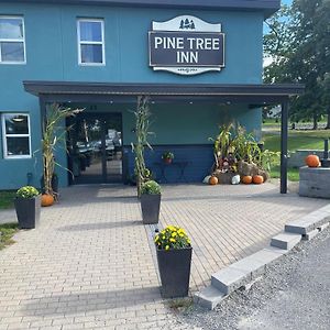 Pine Tree Inn Бангор Exterior photo