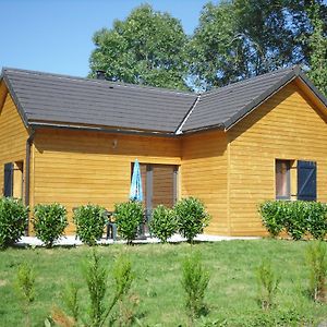 Вилла Gite Chalet Bois Avec Spa Privatif Морьяк Exterior photo