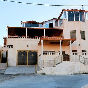 Basant Villa Вади Муса Exterior photo