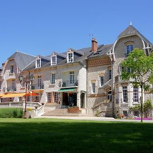 Logis Hotel Restaurant Le Parc Сальбри Exterior photo