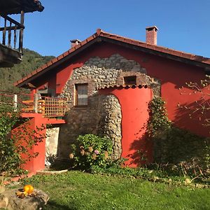 Вилла Casa Rural En Asturias A Orillas Del Rio Narcea Puerta De Somiedo Barcena Exterior photo