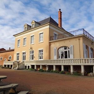 Bed and Breakfast Domaine Berenguer Ouches Exterior photo