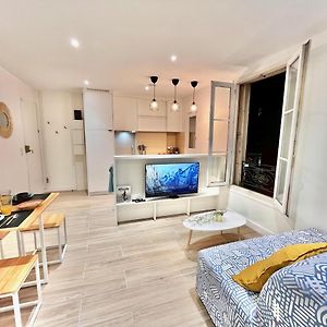 Clichy Quartier Victor Hugo - Superbe Appartement Entierement Renove Exterior photo