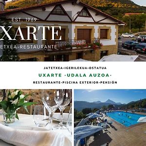 Отель Pension Uxarte Arrasate/Mondragon Exterior photo