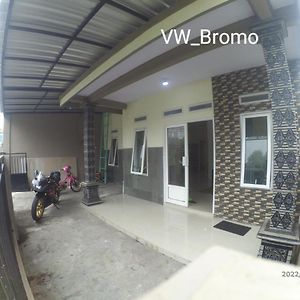 Wijayanti'S Villa Проболинго Exterior photo