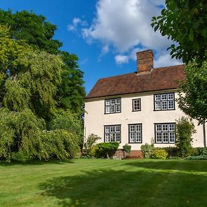 Pounce Hall -Stunning Historic Home In Rural Essex Саффрон-Уолден Exterior photo