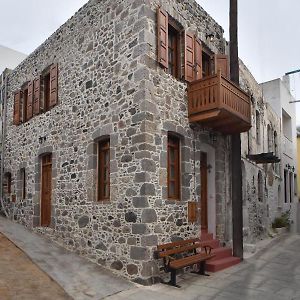 Patriko Nisyrian Guesthouse Mandraki  Exterior photo