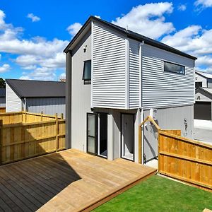 4 Bedroom Home Fully Furnished In Papakura, Окленд Exterior photo